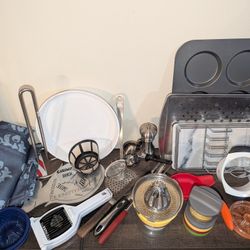 Lot of (26) Household Items