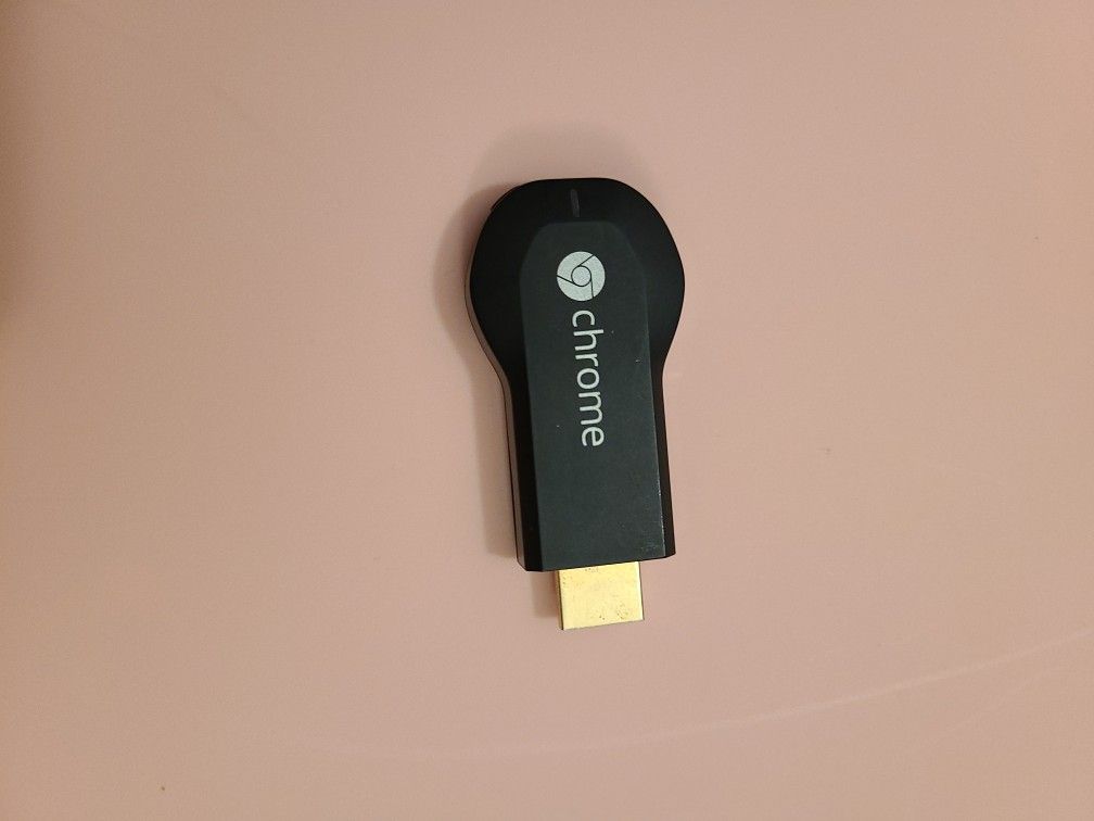 Google Chromecast (1st Generation) Media Streamer - Black