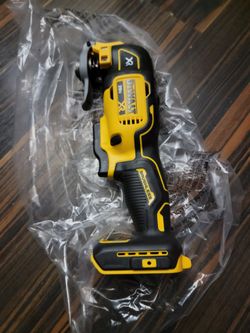 Dewalt 20v Xr 3speed Multitool Tool Only 