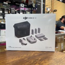 DJI Mini 2 SE Fly More Combo