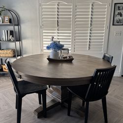 Round table and 4 chairs