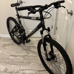 Trek Fuel 70 Full Suspension - 19.5" Frame