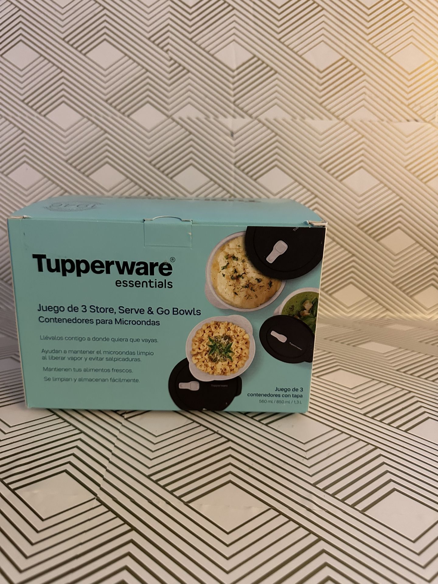 Tupperware Microwave Set