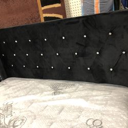 New Queen Size Bed With New Mattress And Boxspring Included