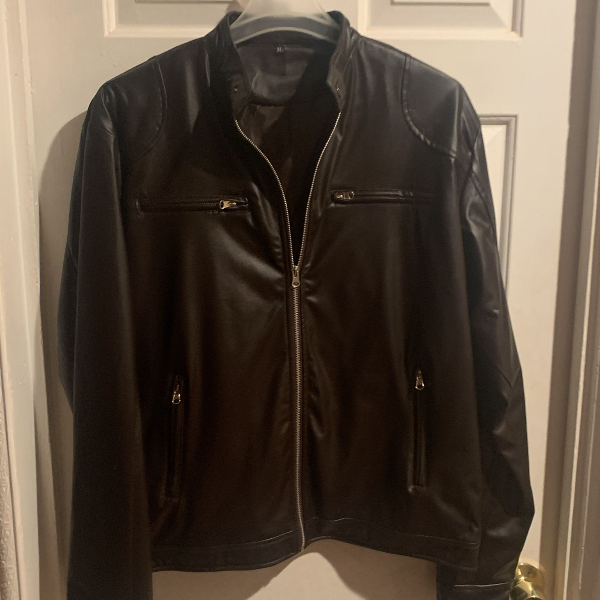 Brand New Men’s Leather Jacket