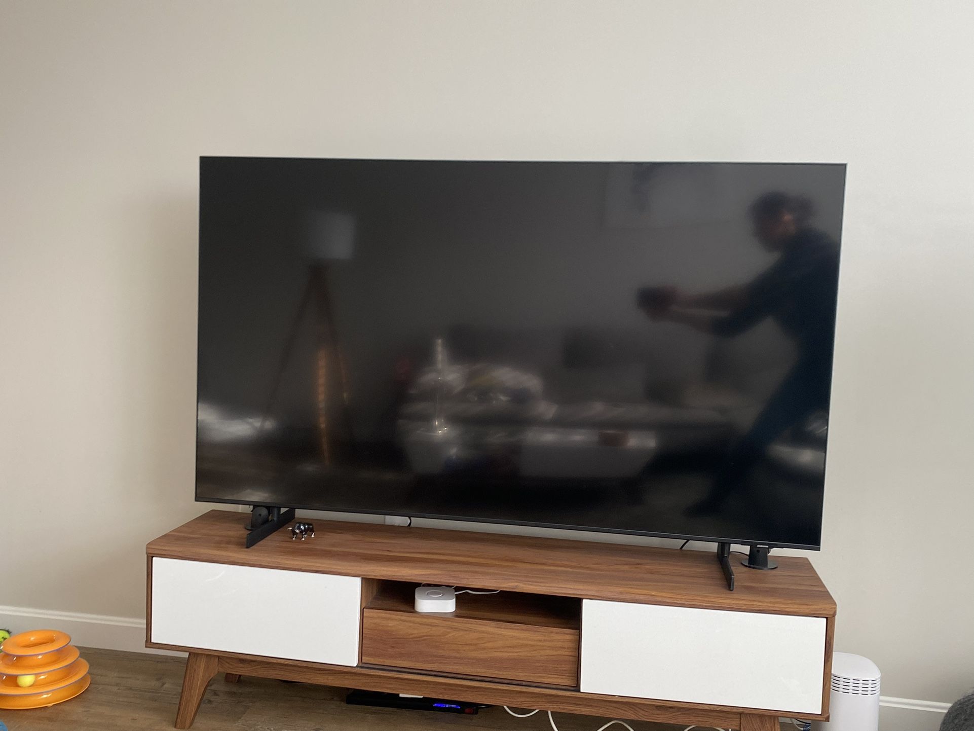 TV Stand Modern