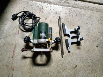 Black and Decker router tool