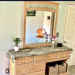 Large Light Wood Dresser & Matching Mirror Set