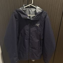 2025 Arc’teryx Beta soft shell men’s M / R