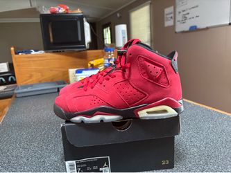 Air Jordan 6 retro (GS) size 7y