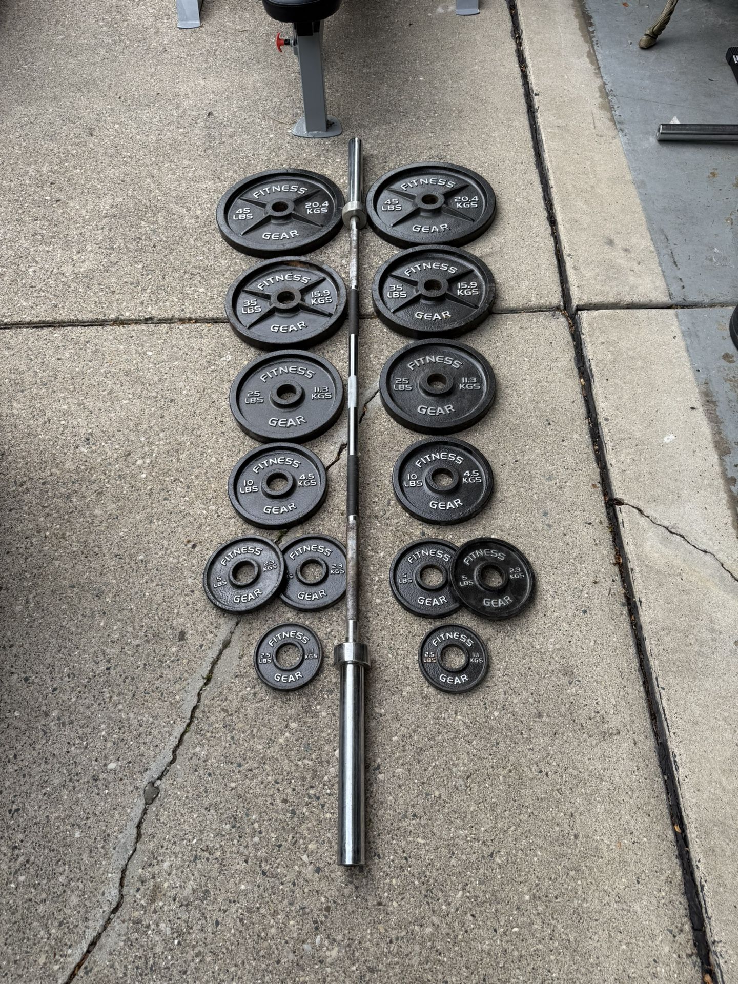 255 LBS Olympic Weight Set With Barbell