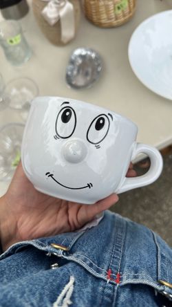 Happy face mug