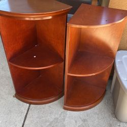 Corner Shelves 