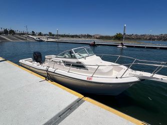 1998 Grady, White adventure 20 foot