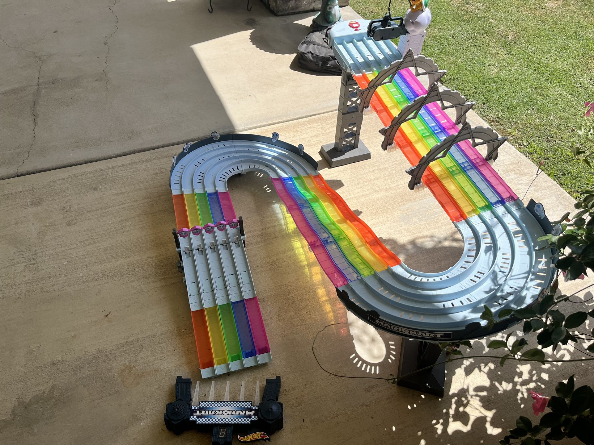 Hot Wheels Mario Track Off Calloway & 7th Standard Rd