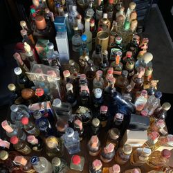 Collection Antique Rare New Sealed Mini Glass Design 