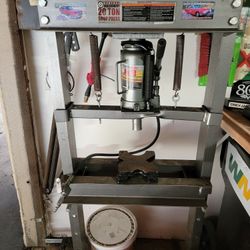 Harbor Freight 20 Ton Shop Press – Air/Hydraulic Upgrade