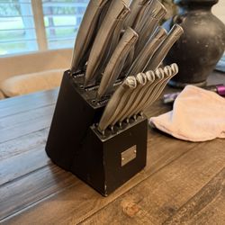 Full Knife Set With Block 
