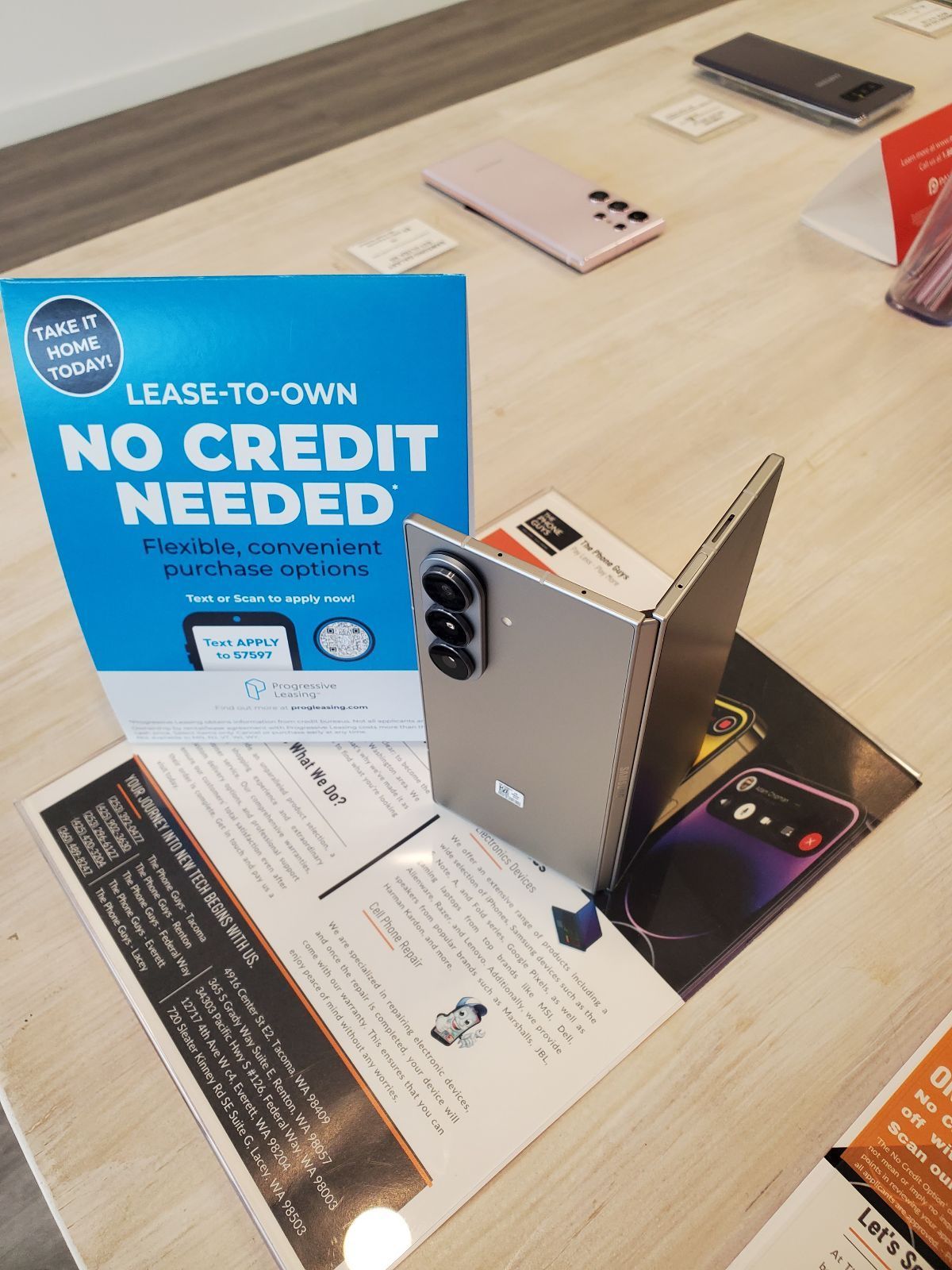 📱 Samsung Galaxy Z Fold 7 7.6 inch 256GB (Brand New – 2025 Model) – Only $1 to Take It Home Today! Save $500 Instantly with Full Year Warranty 🔥🔥🔥