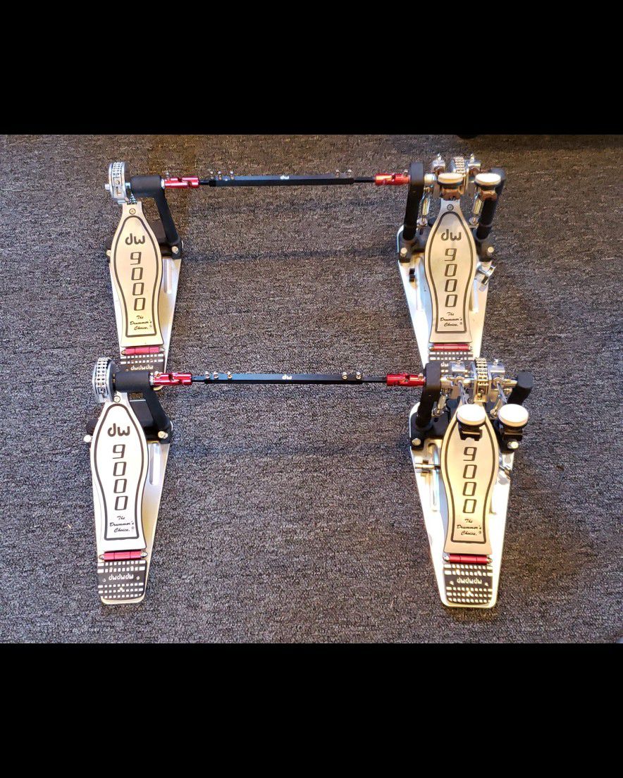 For SALE DW 9000 DOUBLE PEDAL 