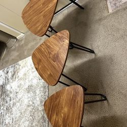 Set Of Contemporary Coffee With Side Tables Details In Photos Pickup Gaithersburg Md20877