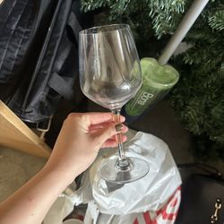 6 Wine Glasses/3 Glass Cups 