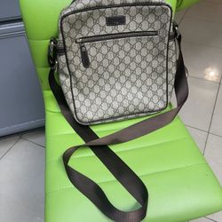 Mans Gucci Crossbody 