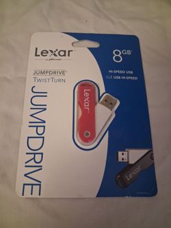 Lexar JumpDrive TwistTurn 8GB USB Flash Drive