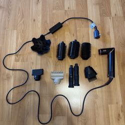 Shark Flex Style (Air Wrap) With 9 Attachments