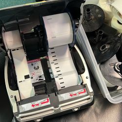 Selling Dymo Duo 