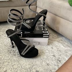 Black Wrap Around Heels 