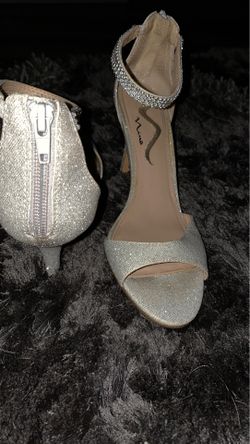 Nina silver glitter/ crystal heels, Size 8.5
