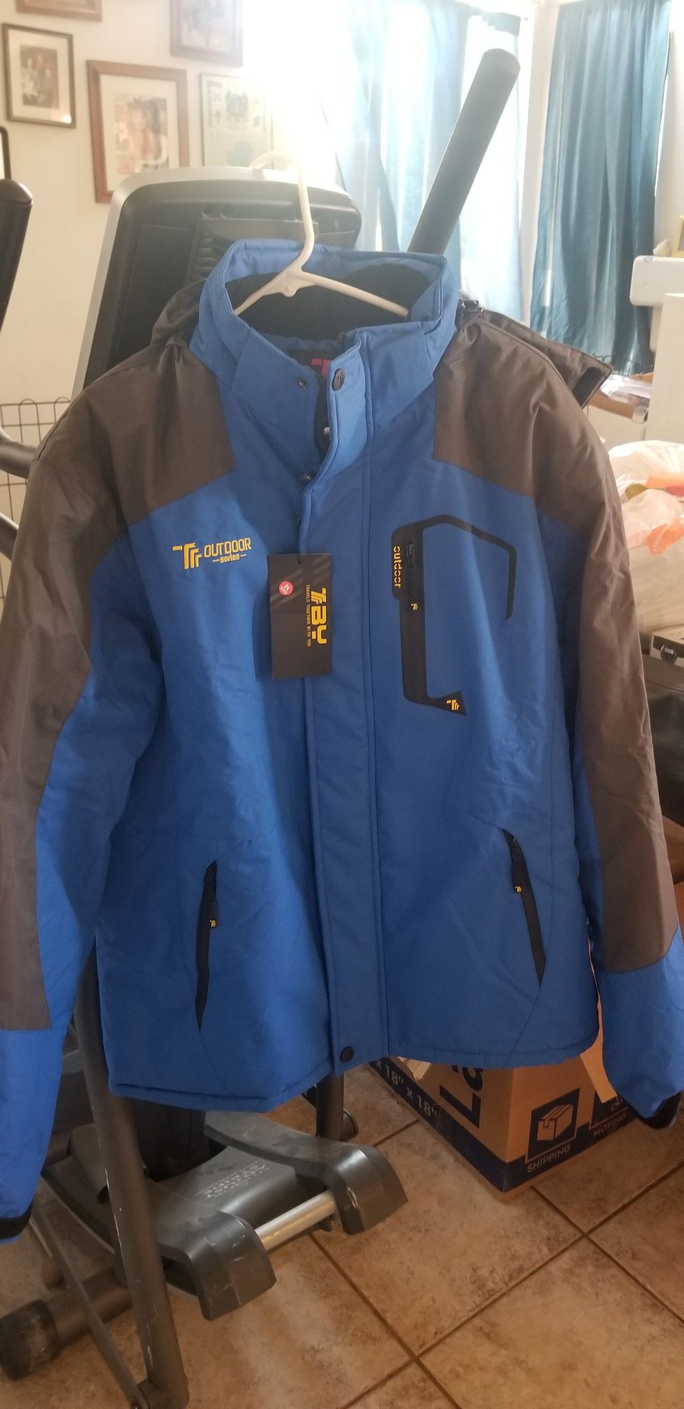 JINSHI Men's Mountain Waterproof Fleece Jacket