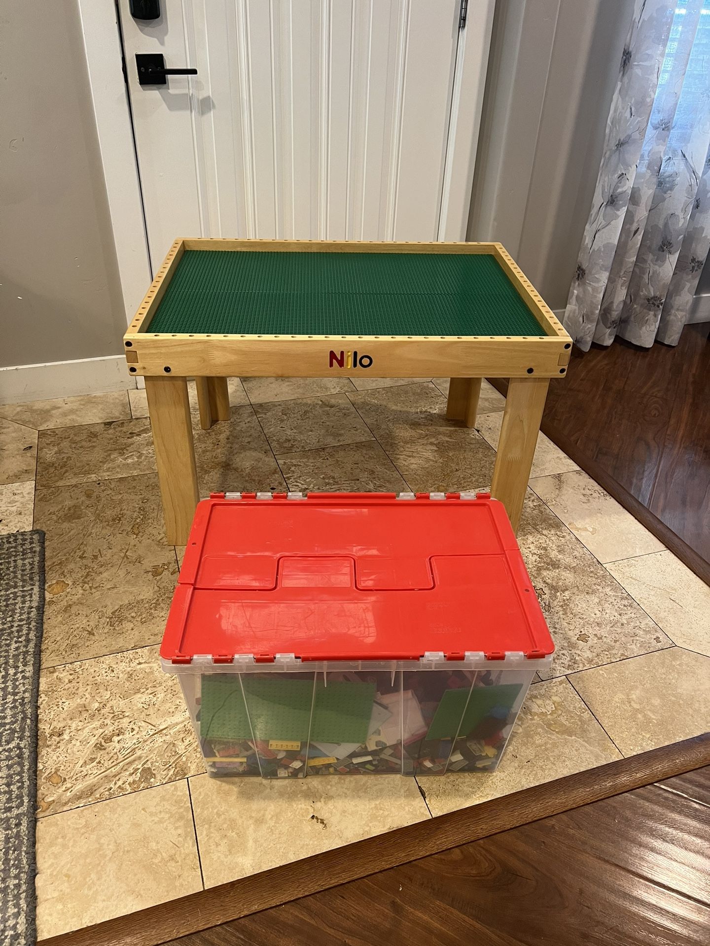 NILO Kids Activity Table Set  With Lego
