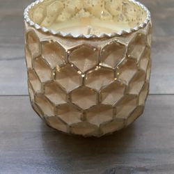 New Anthropologie Illume Honeycomb Candle Honey Apple