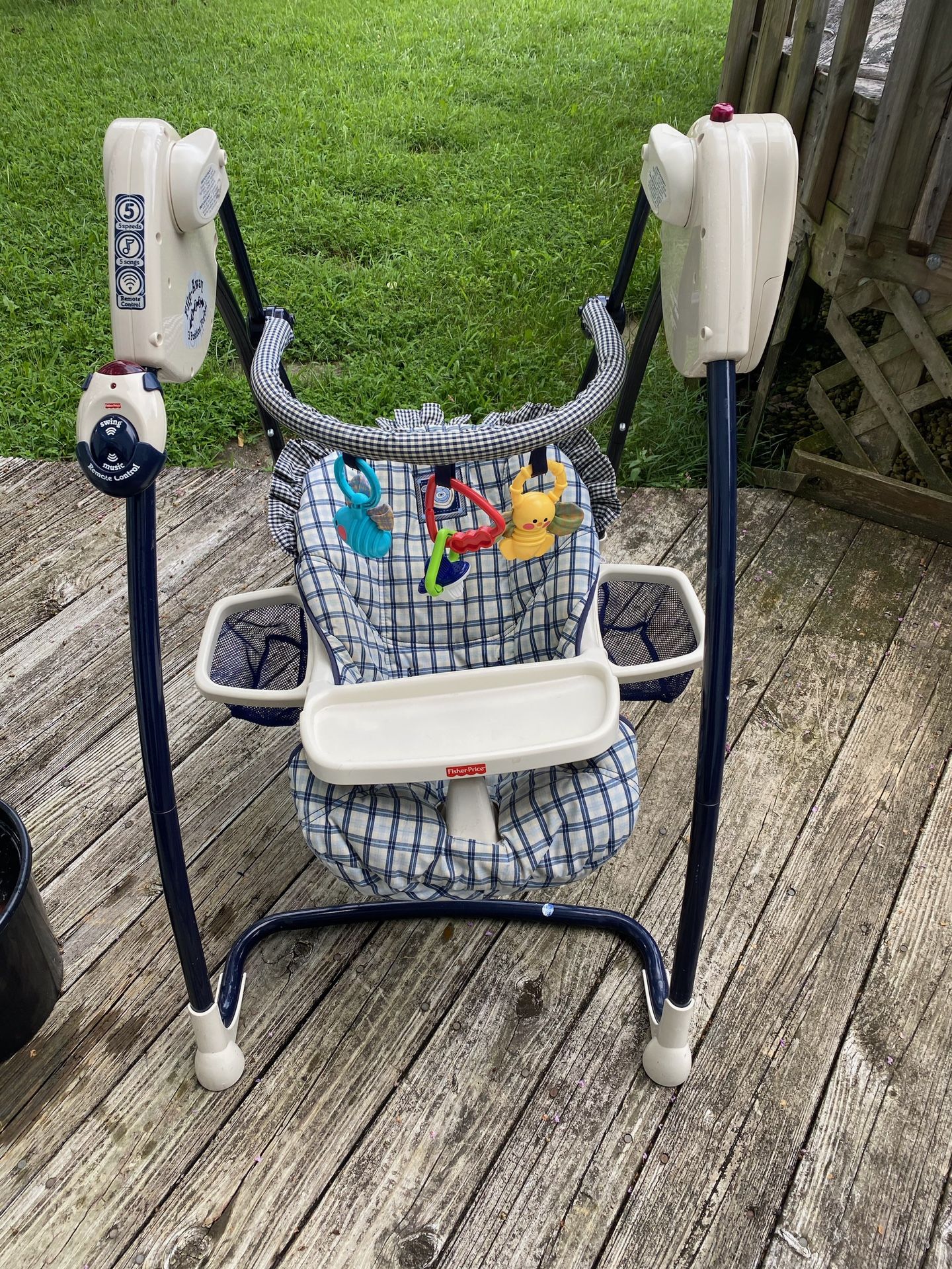 Fisher Price 5 Speed Baby Swing With Remote, Toy Bar, Storage Pockets, And Tray