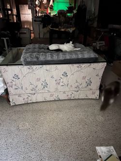Vintage couches really Wood made!