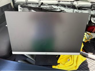 HP 24 inch HD monitor with speakers
