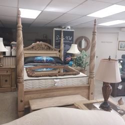 Lexington Queen Bedroom