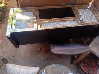 High-End Mirrored Cabinet