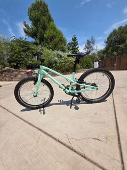 Kids specialized bike ages 5 to 7