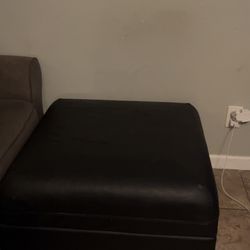 Storage furniture piece