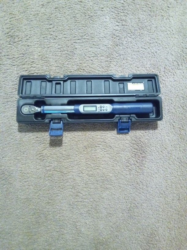3/8 Drive  Quinn Torque Wrench 5 to 100 F/Lb