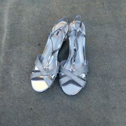 Fioni sparkly shoes size 9 and a half wedge platform a couple inches high
