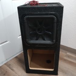 Kicker L7  1500w. Subwoofer