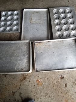 Industrial Bakery Sheets 20 Baking Sheets 7 Heating Pans