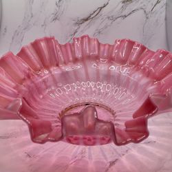 Art Glass Italy Vintage 1960’s Handblown Cranberry Opalescent Striped White Rib Bowl Pristine vintage condition, no damages or defects Brought from Eu