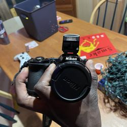 Nikon Coolpix L830