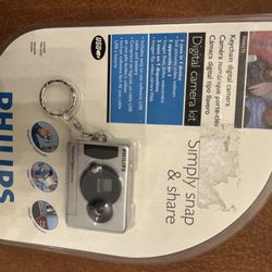 Mini Digital Camera Keychain