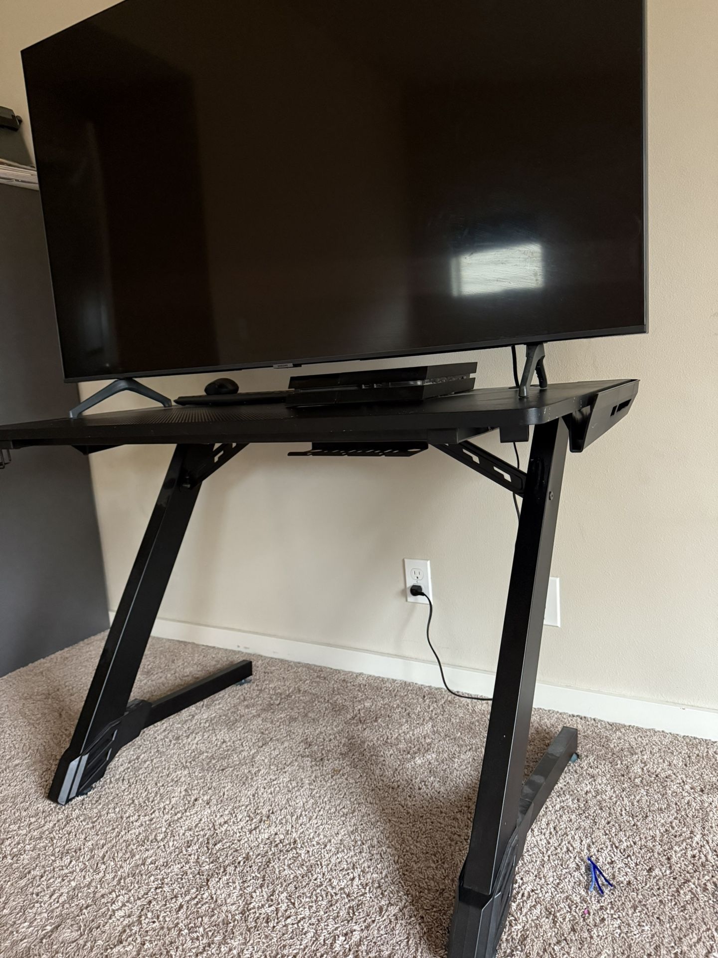 Computer Gaming Table